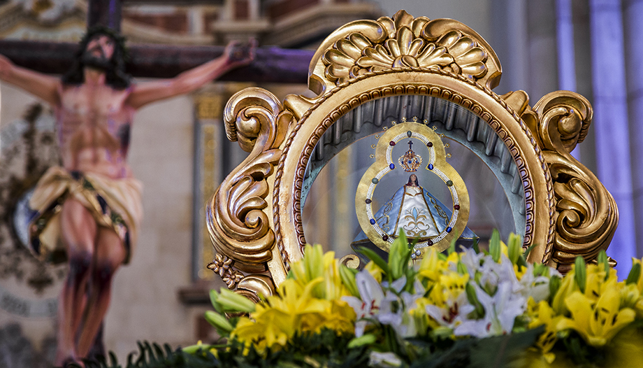 Celebración de la Primera Comunión en Nuestra Señora de Suyapa