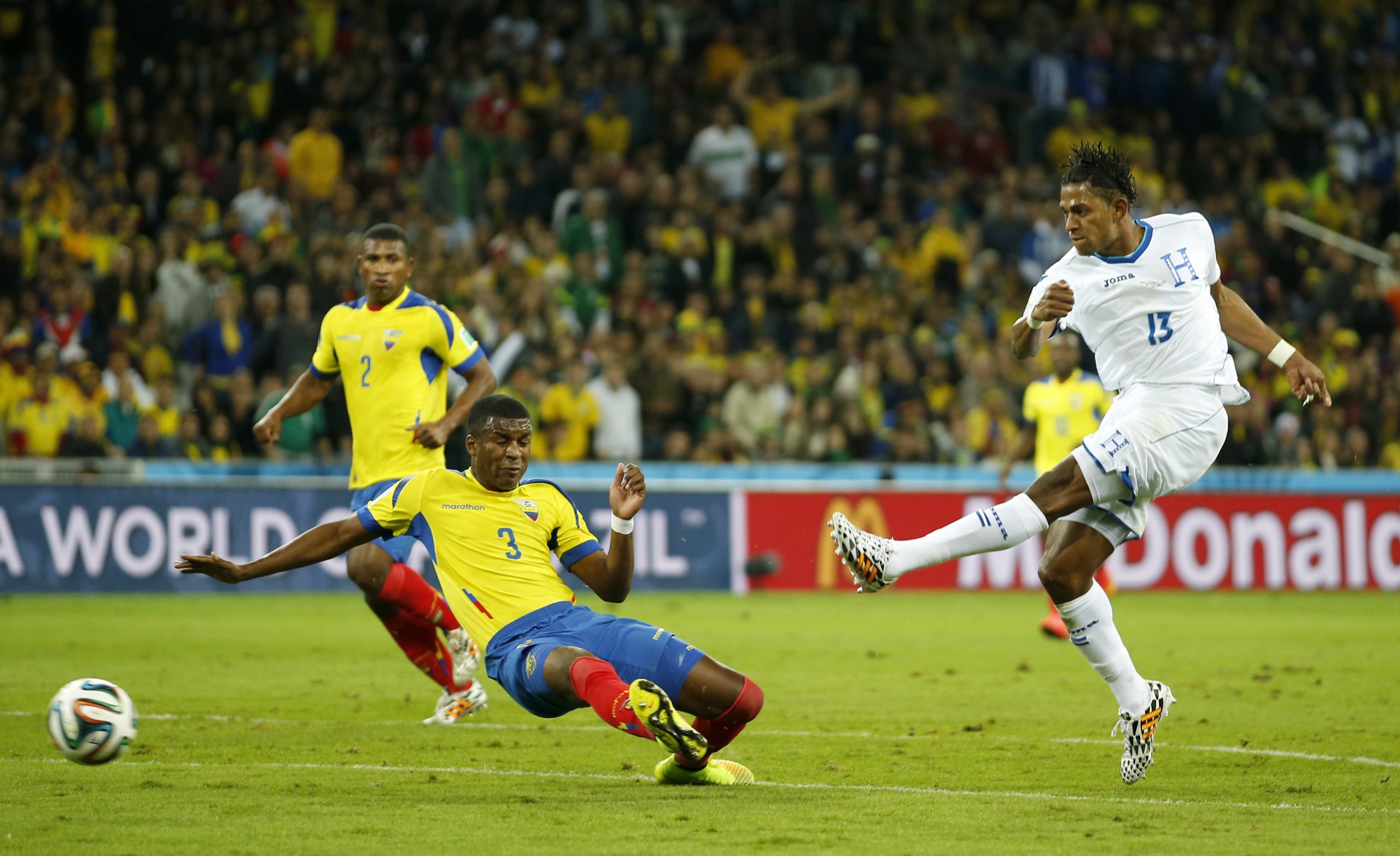 A diez años del histórico gol de Carlo Costly en el Mundial de Brasil 2014