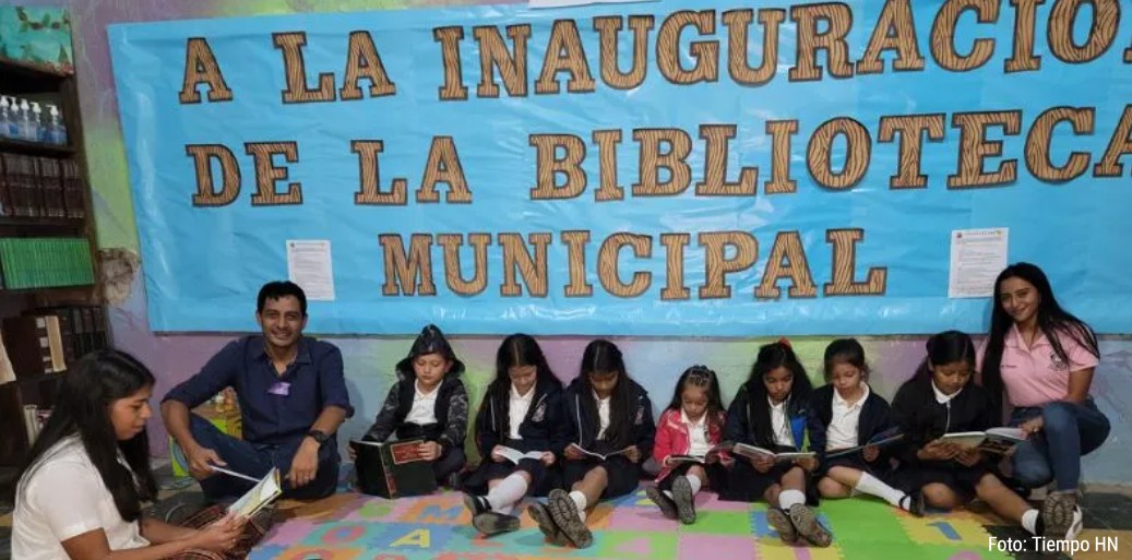 Inauguran biblioteca pública en San Juan, Intibucá