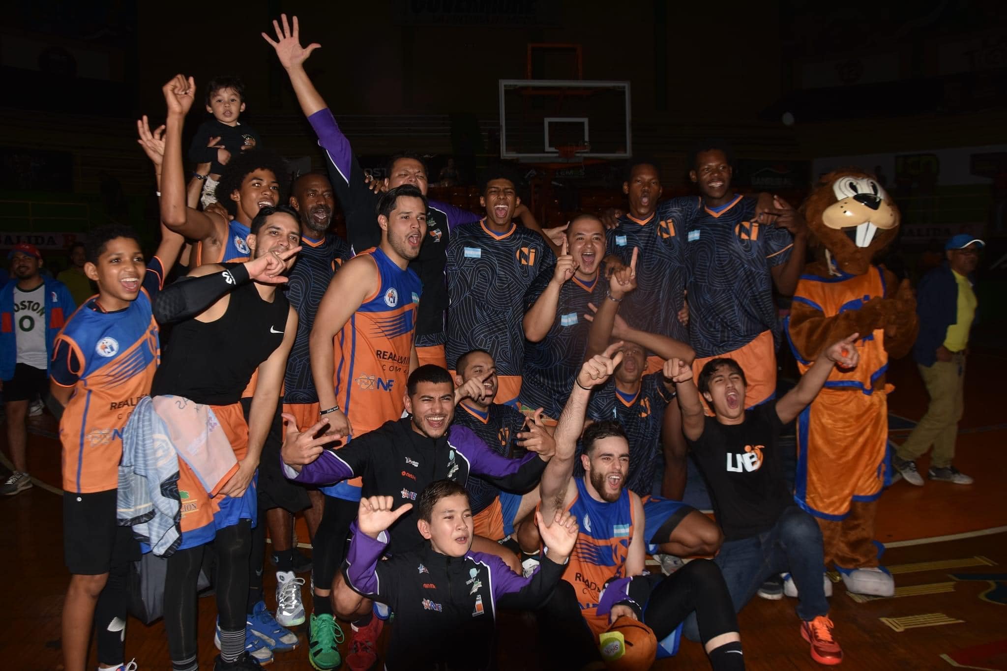 Nacional de Ingenieros se coronan campeones de la Liga de Baloncesto