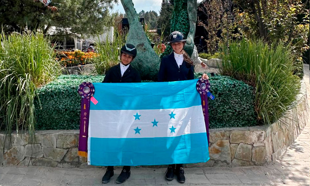 Hondureñas destacan en la FEI Children Farewell Competition en México