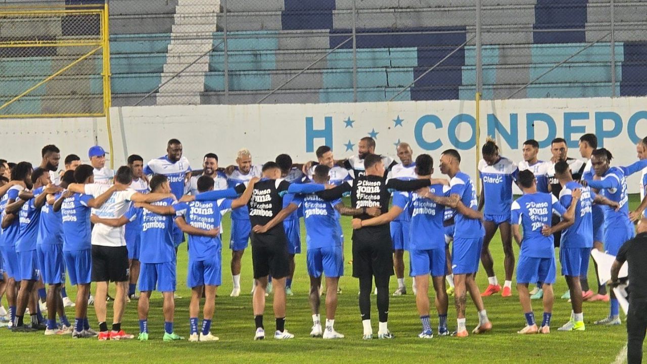 Honduras preparó su estrategia a puerta cerrada en el Estadio Morazán