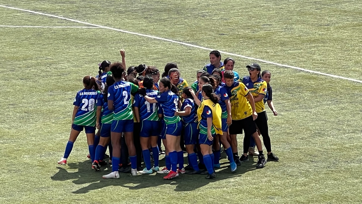 Inicia con éxito la primera Liga Nacional de Fútbol Femenino en Honduras