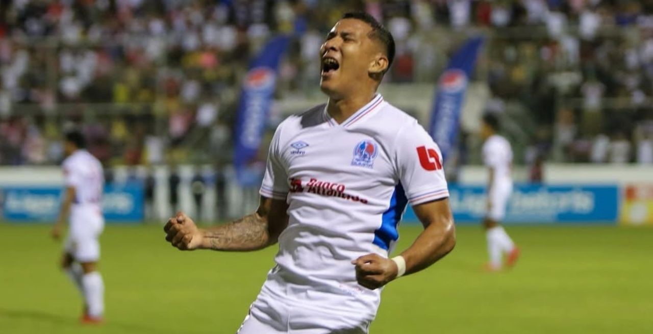 Olimpia y Kevin López llegan a un acuerdo de renovación por un año